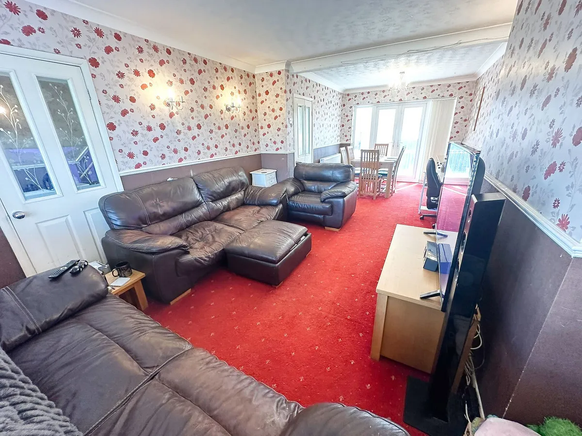 Eastern Avenue East, Romford, RM1, photo 2