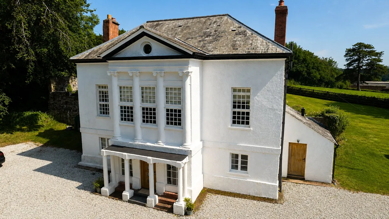 5 bed house for sale, Filleigh, Barnstaple, EX32