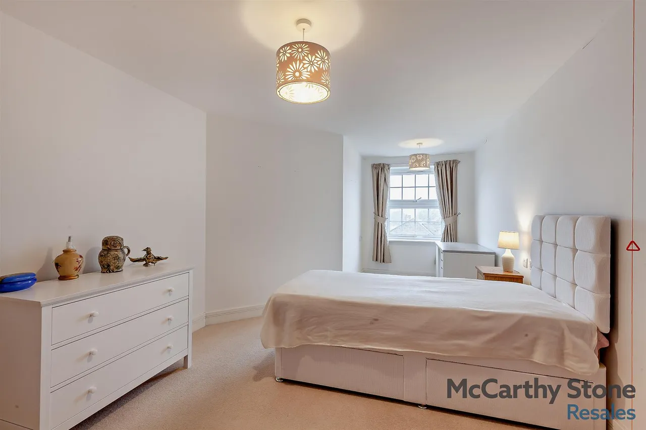 High Street, Ongar, CM5, photo 6