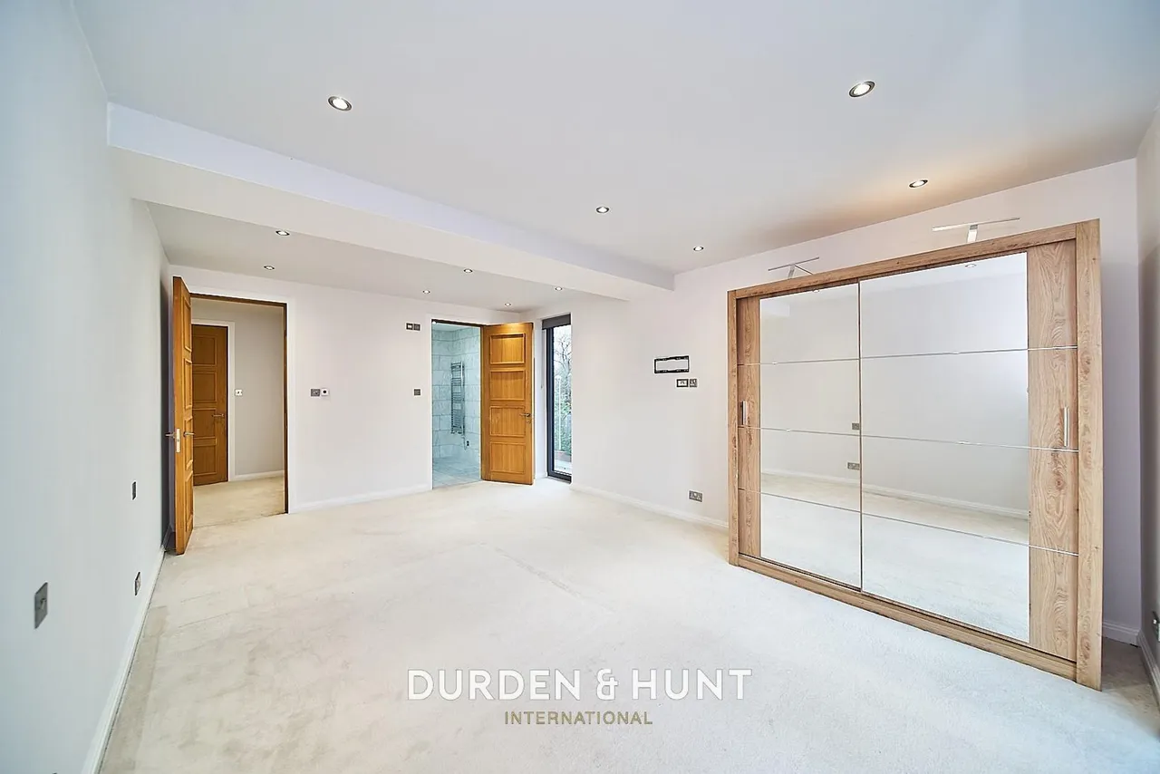 Eden Avenue, Chigwell, IG7, photo 16