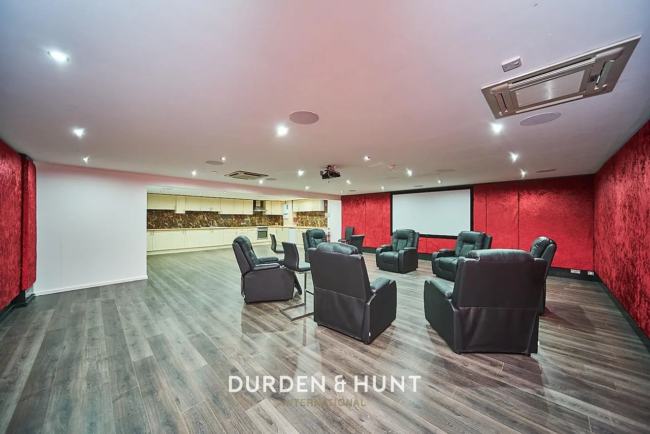 Eden Avenue, Chigwell, IG7, photo 5