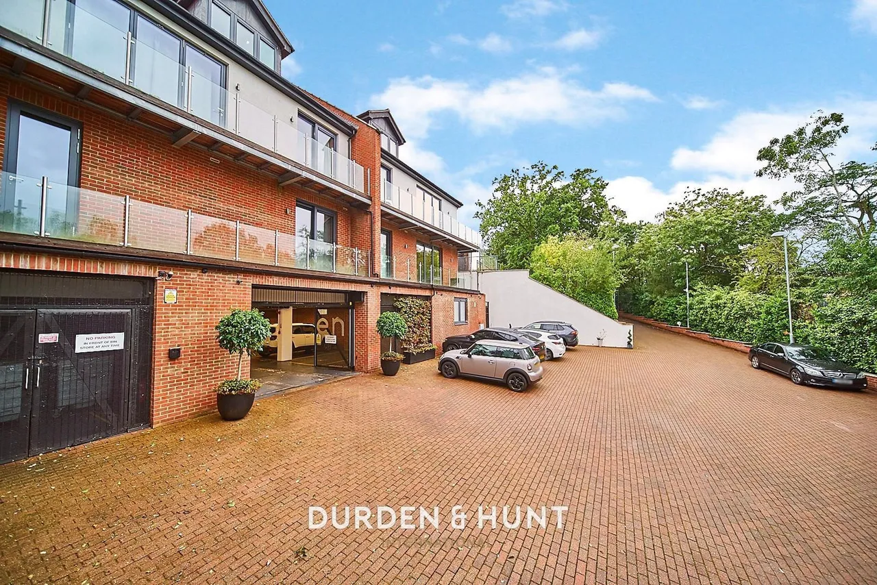 Eden Avenue, Chigwell, IG7, photo 29