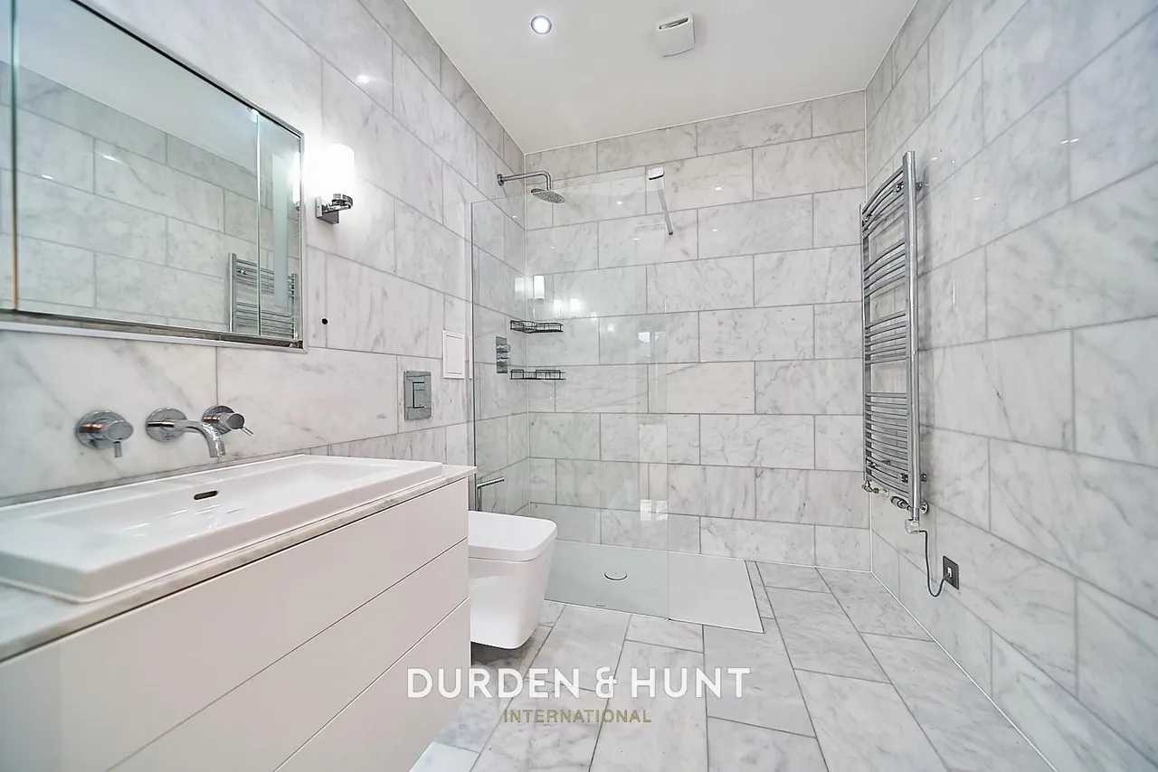 Eden Avenue, Chigwell, IG7, photo 17