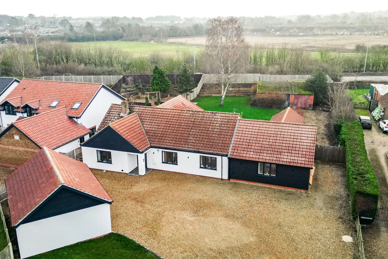 5 bed house for sale, Coastal Living in Snettisham with Ope