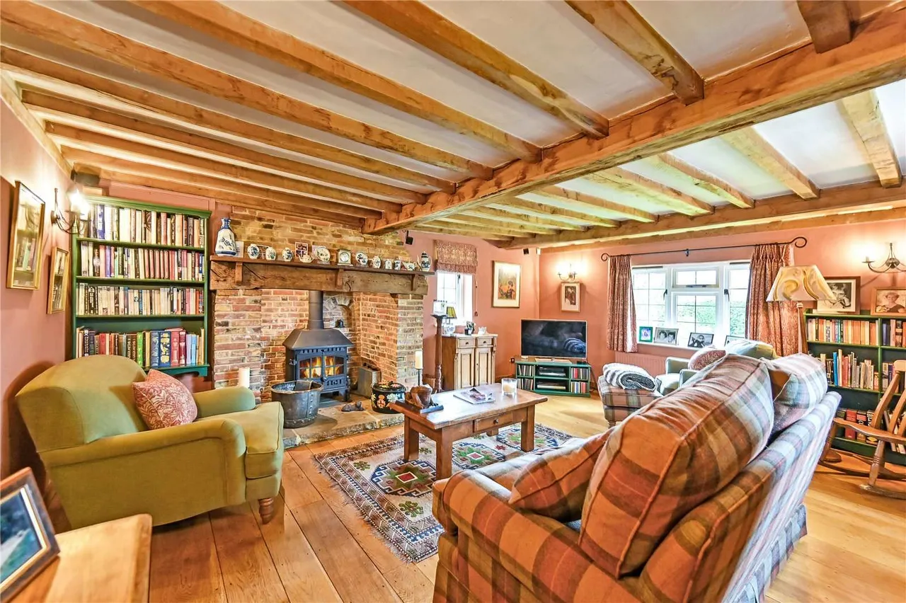 Southernden Road, Egerton, Ashford, Kent, TN27 9BT, photo 2