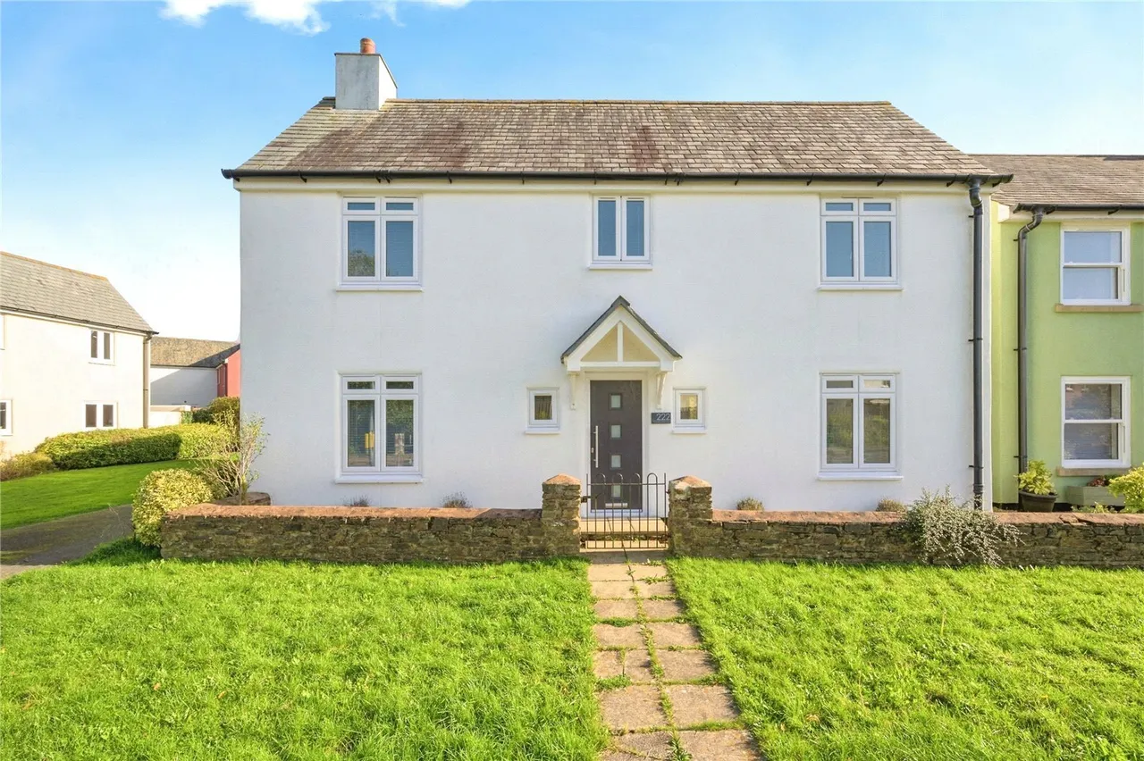 4 bed house for sale, Staddiscombe Road, Plymouth, PL9