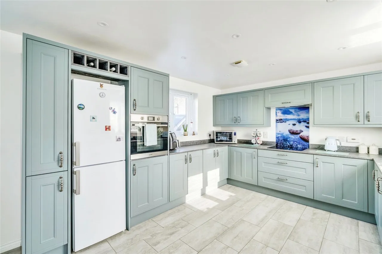 Staddiscombe Road, Plymouth, PL9, photo 15