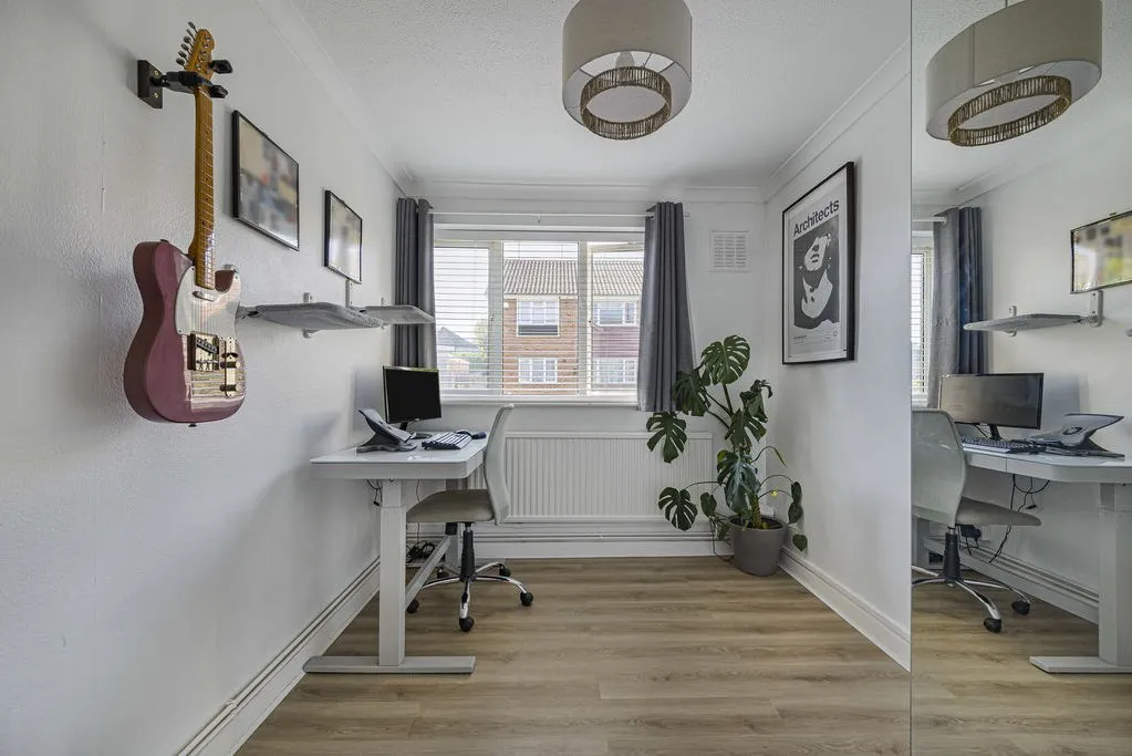 Colyer Close, London, SE9, photo 22