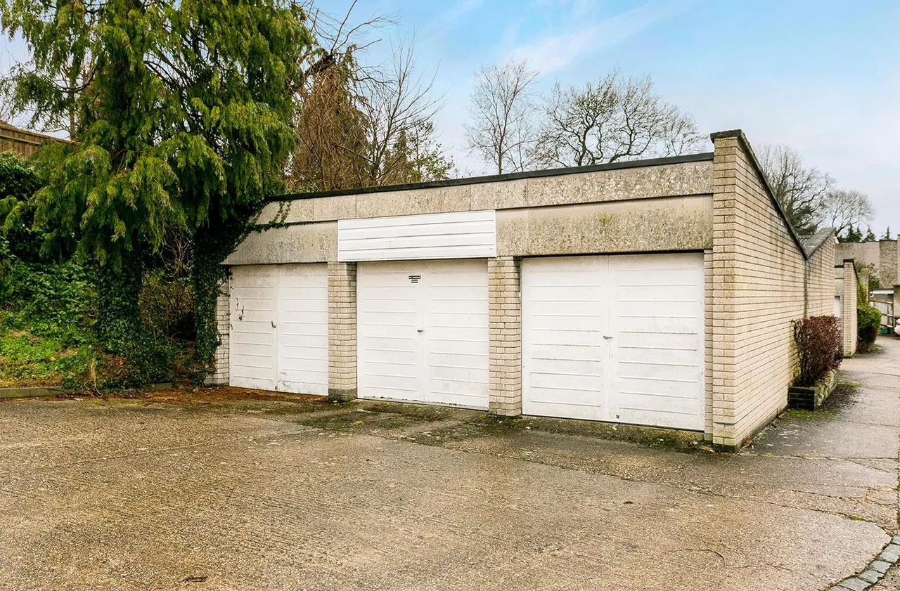 High Wycombe, HP13, photo 18