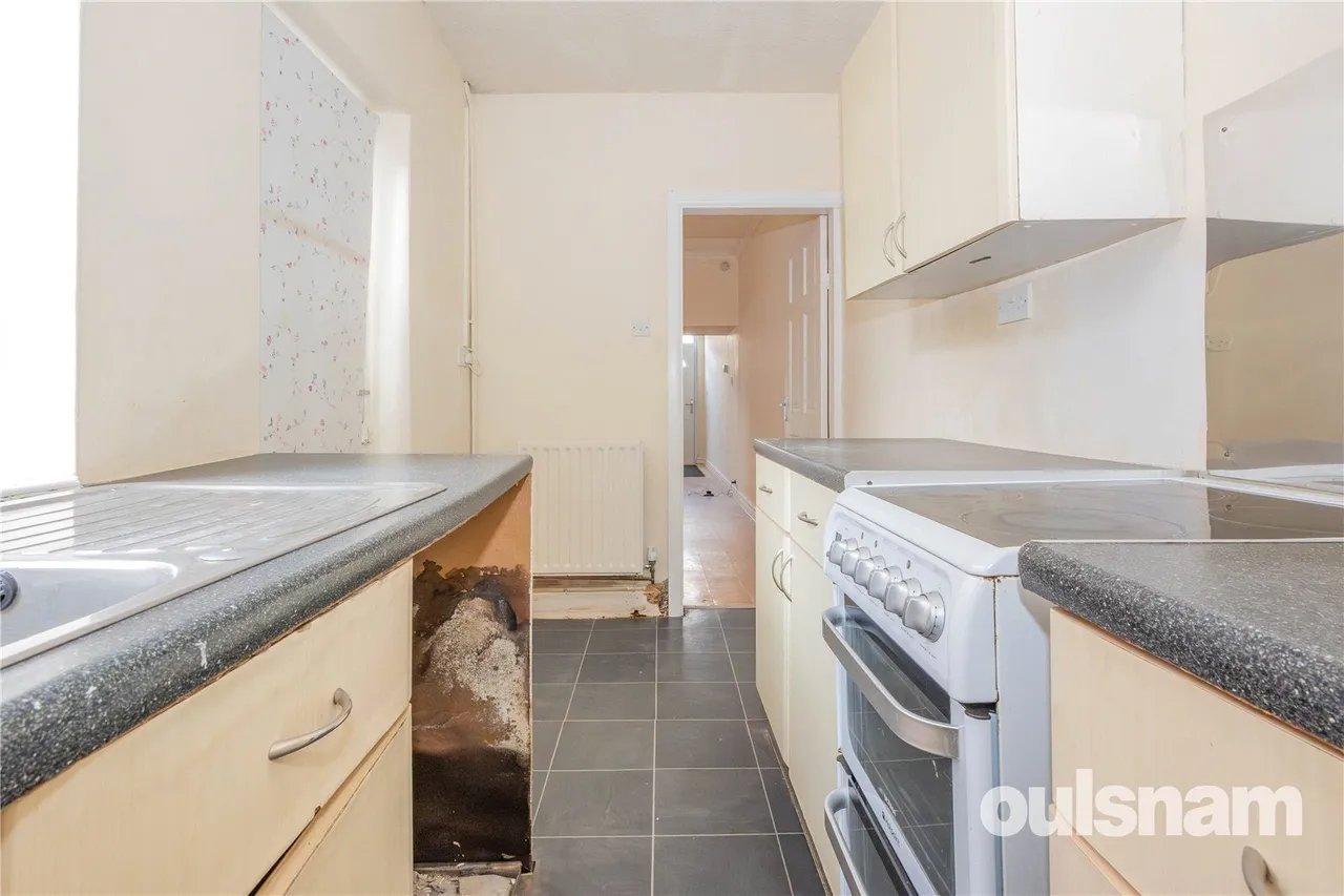 Rowheath Road, Cotteridge, Birmingham, West Midlands, B30 2EU, photo 8