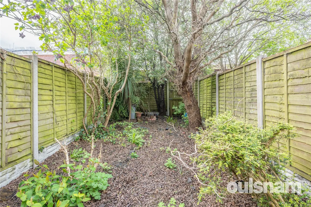 Rowheath Road, Cotteridge, Birmingham, West Midlands, B30 2EU, photo 16