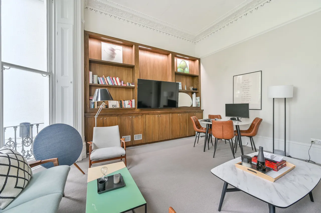 Flat 4, 69 Holland Park, London, photo 9