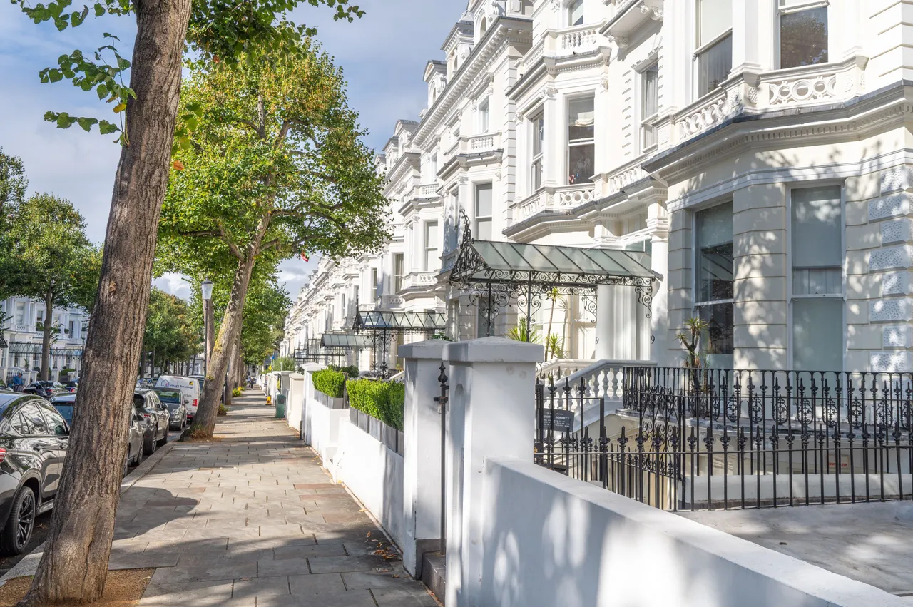 Flat 4, 69 Holland Park, London, photo 4