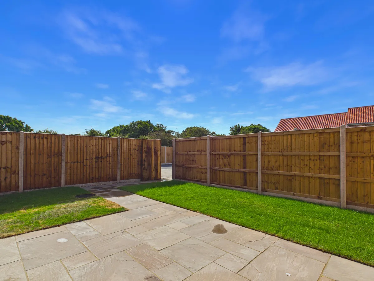 Nightingale Close, Knodishall, photo 2