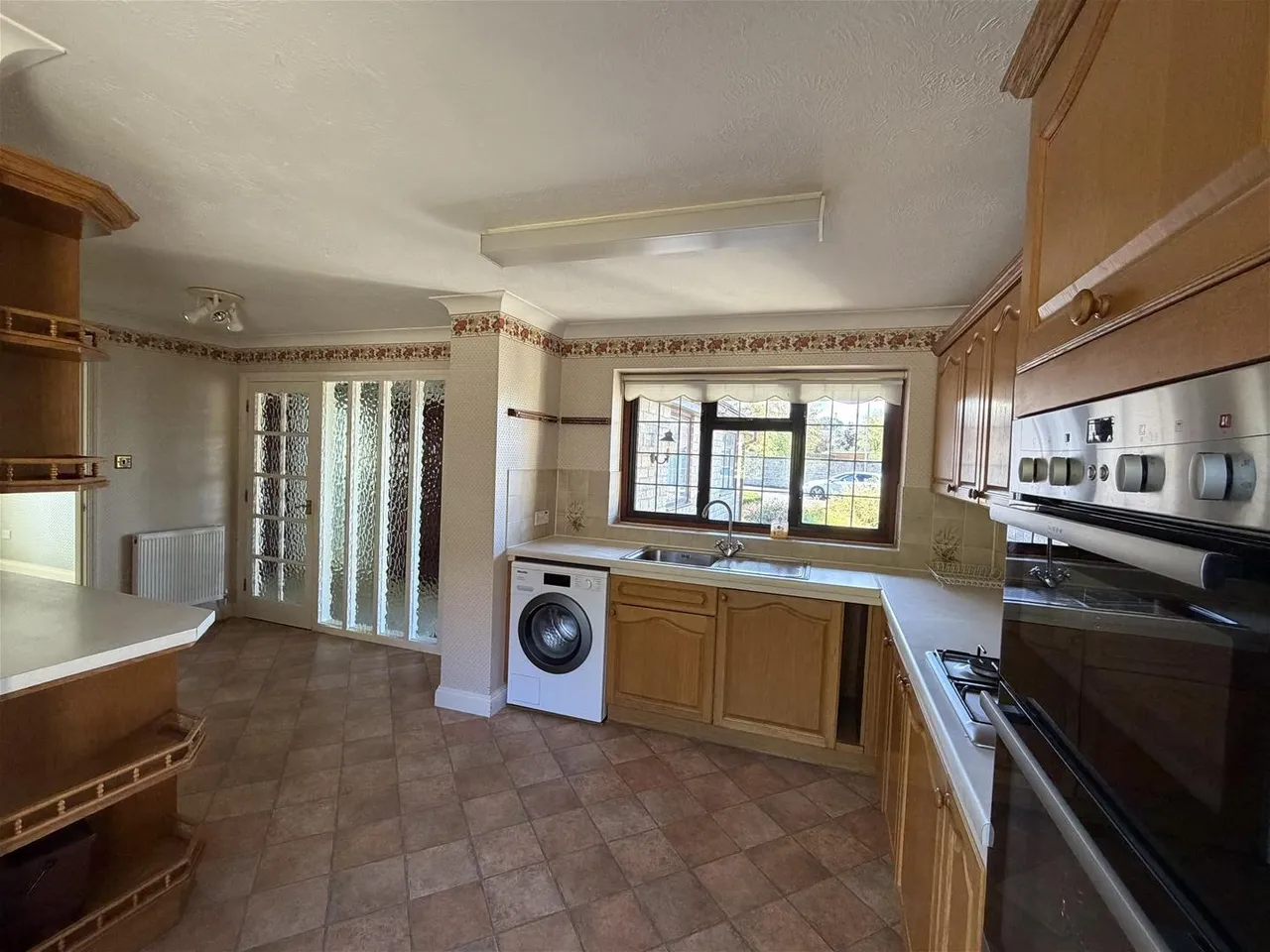Foxglove Close, Wyke, SP8, photo 6