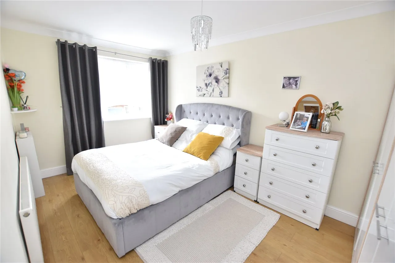 Wilton Court, Farnborough, Hampshire, GU14 7EL, photo 12