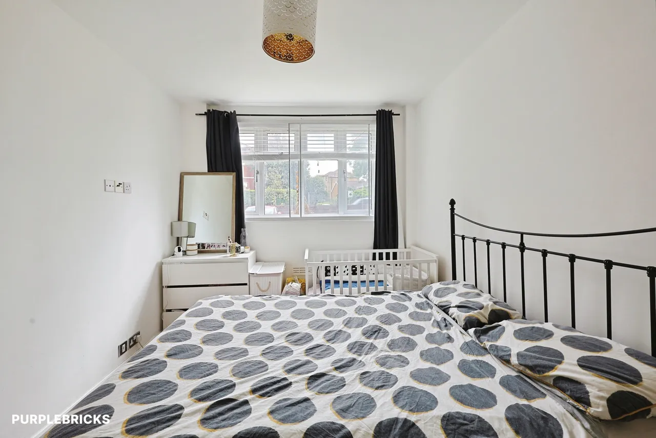 Upper Richmond Road, London, SW15, photo 11