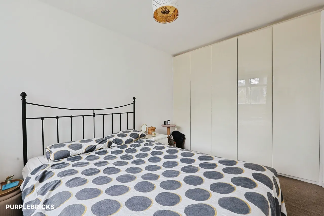 Upper Richmond Road, London, SW15, photo 12