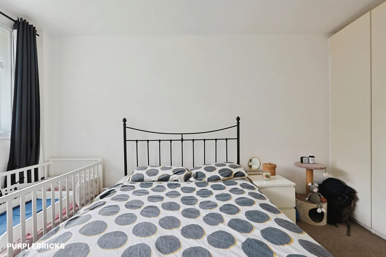 Upper Richmond Road, London, SW15, photo 10
