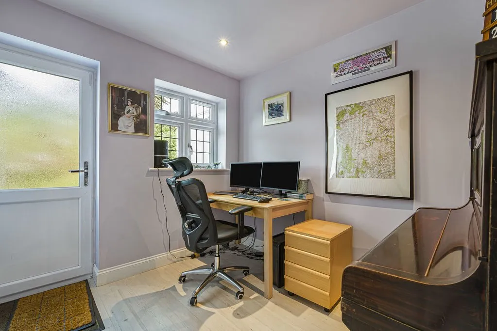 Longlands Park Crescent, Sidcup, DA15, photo 18