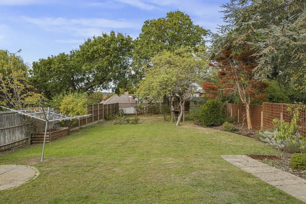 Longlands Park Crescent, Sidcup, DA15, photo 12