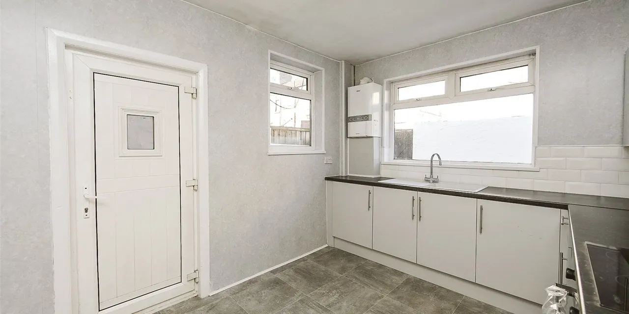 Stanley Park Avenue South, Liverpool, L4, photo 10