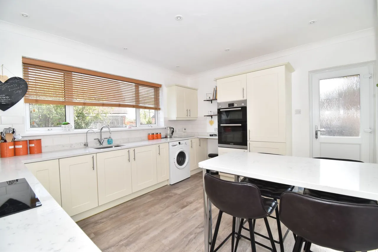 Headcorn Road, Grafty Green, photo 5