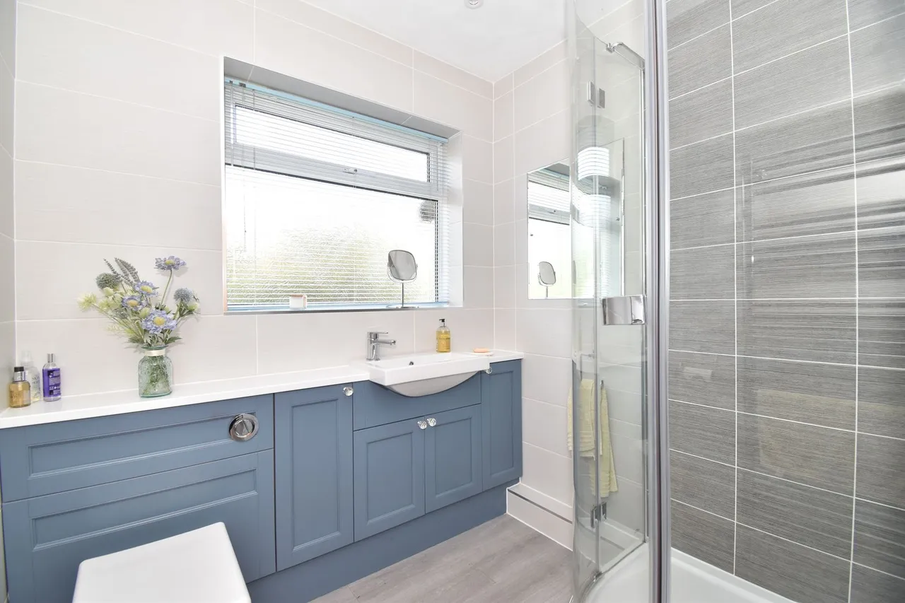 Headcorn Road, Grafty Green, photo 9