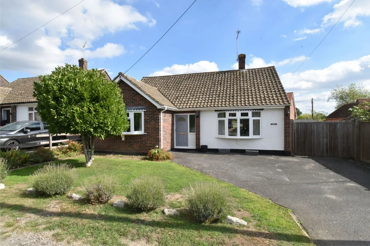 3 bed house for sale, Headcorn Road, Grafty Green