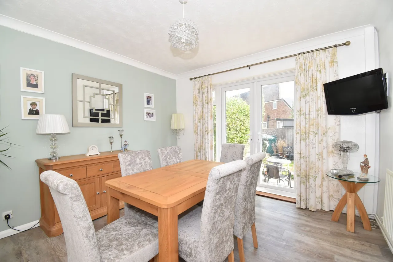 Headcorn Road, Grafty Green, photo 4
