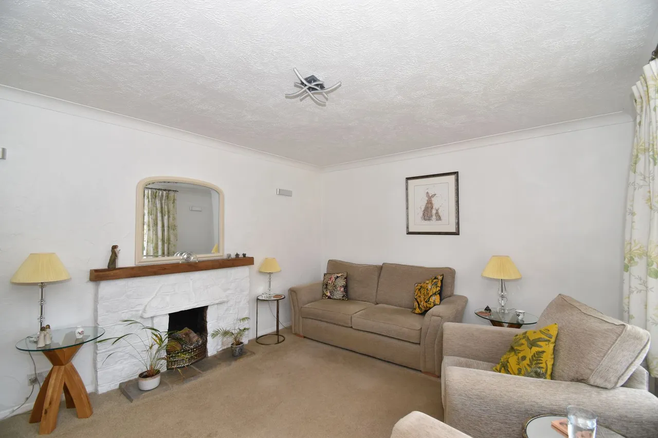 Headcorn Road, Grafty Green, photo 2