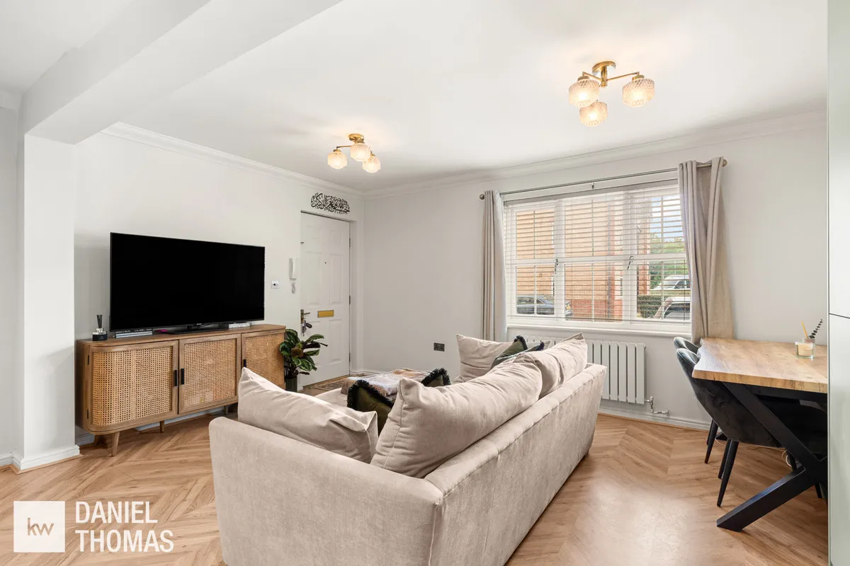 Stoney Bridge Drive, Waltham Abbey, EN9, photo 7