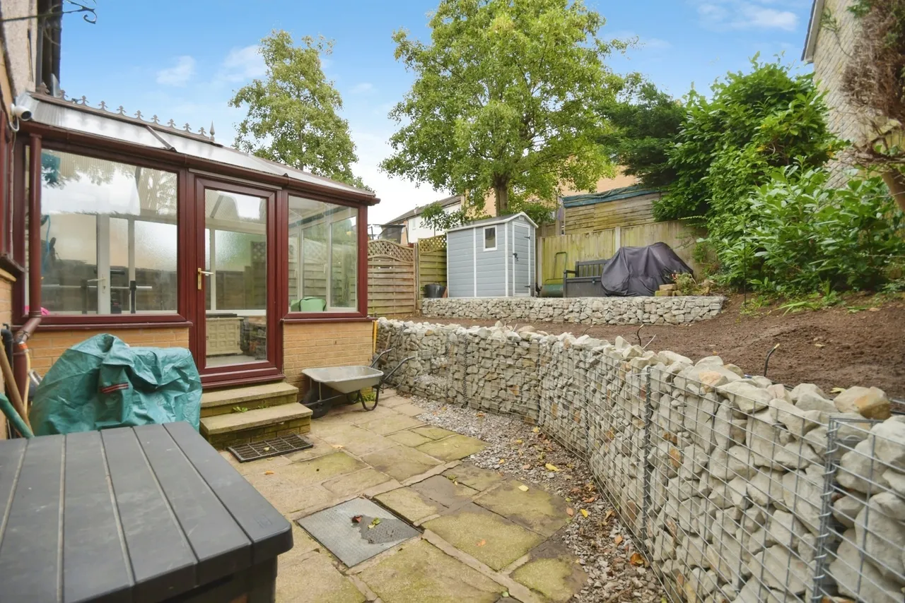 Burdekin Close, Chapel-en-le-Frith, SK23, photo 8