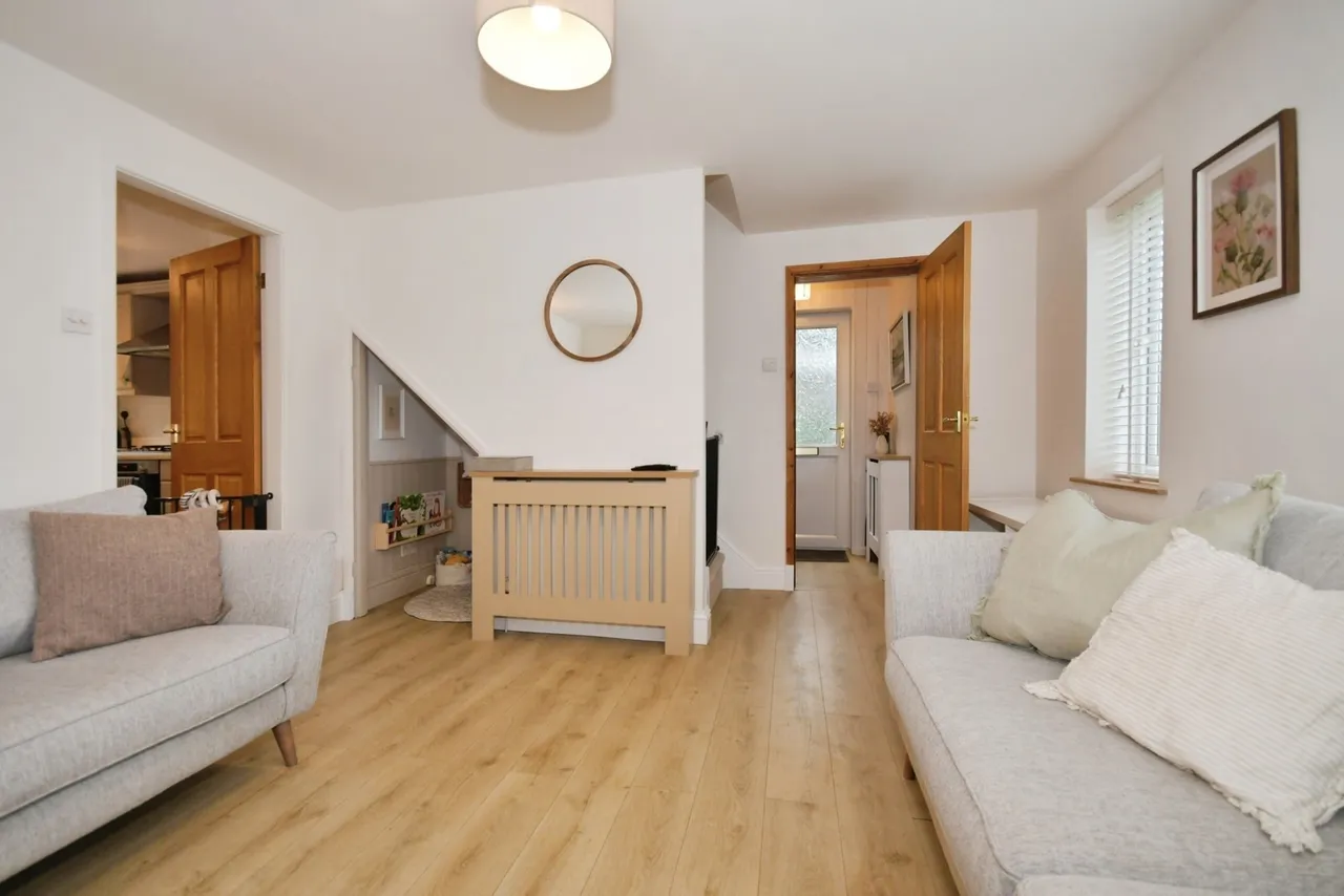 Burdekin Close, Chapel-en-le-Frith, SK23, photo 25