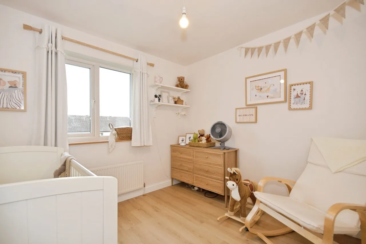 Burdekin Close, Chapel-en-le-Frith, SK23, photo 18
