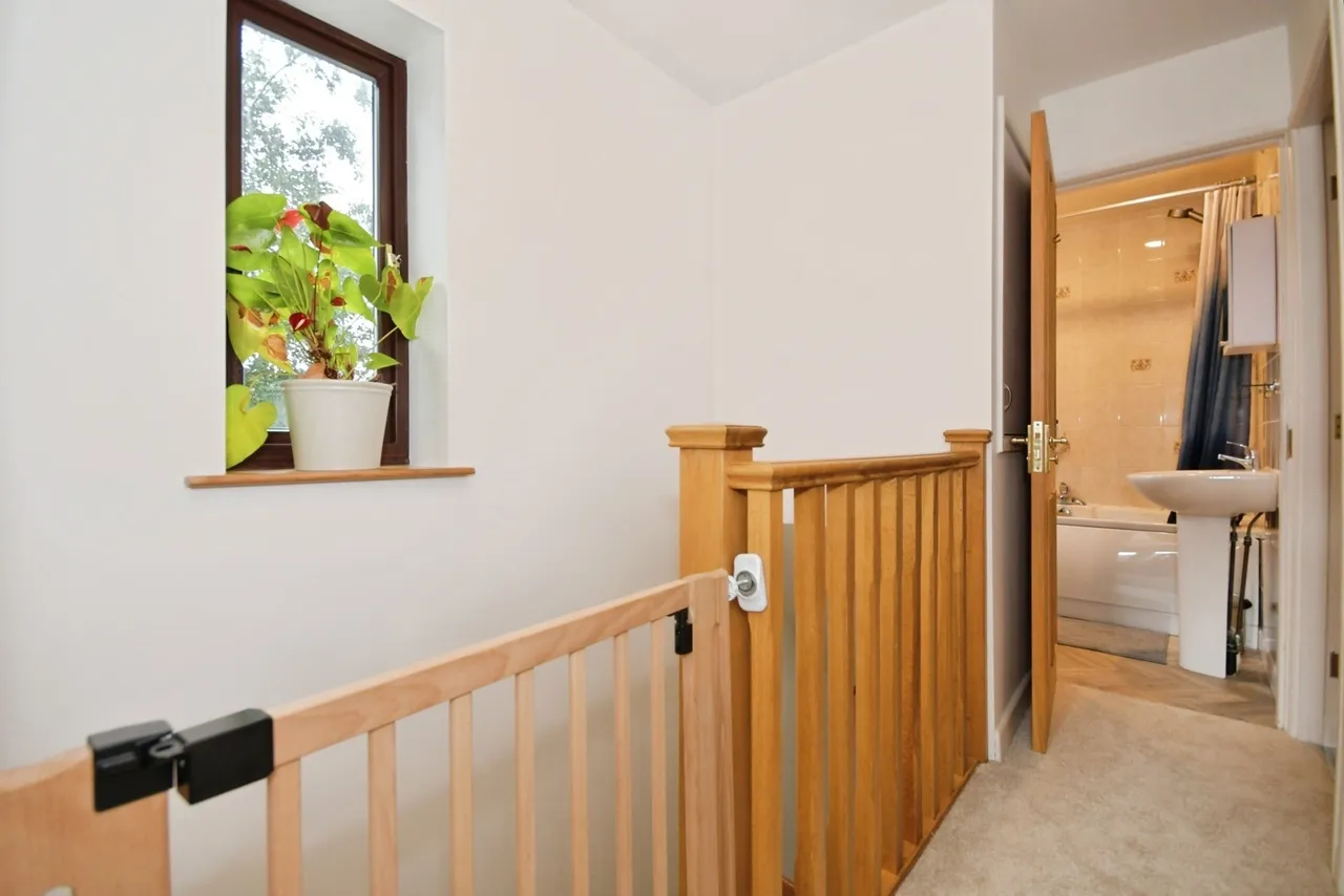 Burdekin Close, Chapel-en-le-Frith, SK23, photo 23