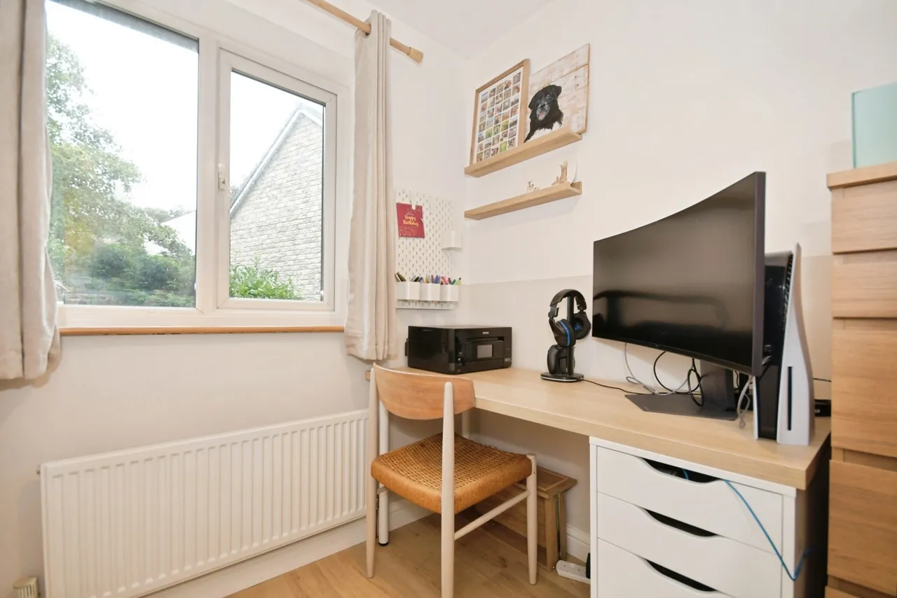 Burdekin Close, Chapel-en-le-Frith, SK23, photo 19