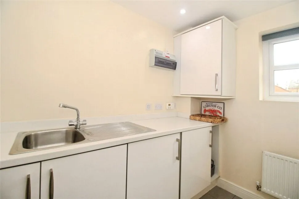 St. Louis Close, Hinckley, Leicestershire, LE10, photo 5