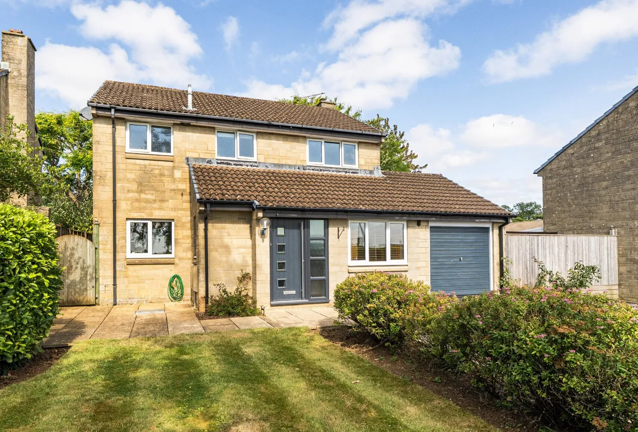 Boundary Close, Somerset, Midsomer Norton, BA3 4XB, photo 21
