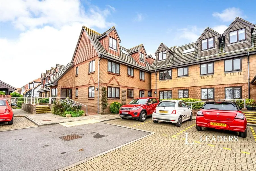 Elmer Road, Bognor Regis, PO22, photo 11