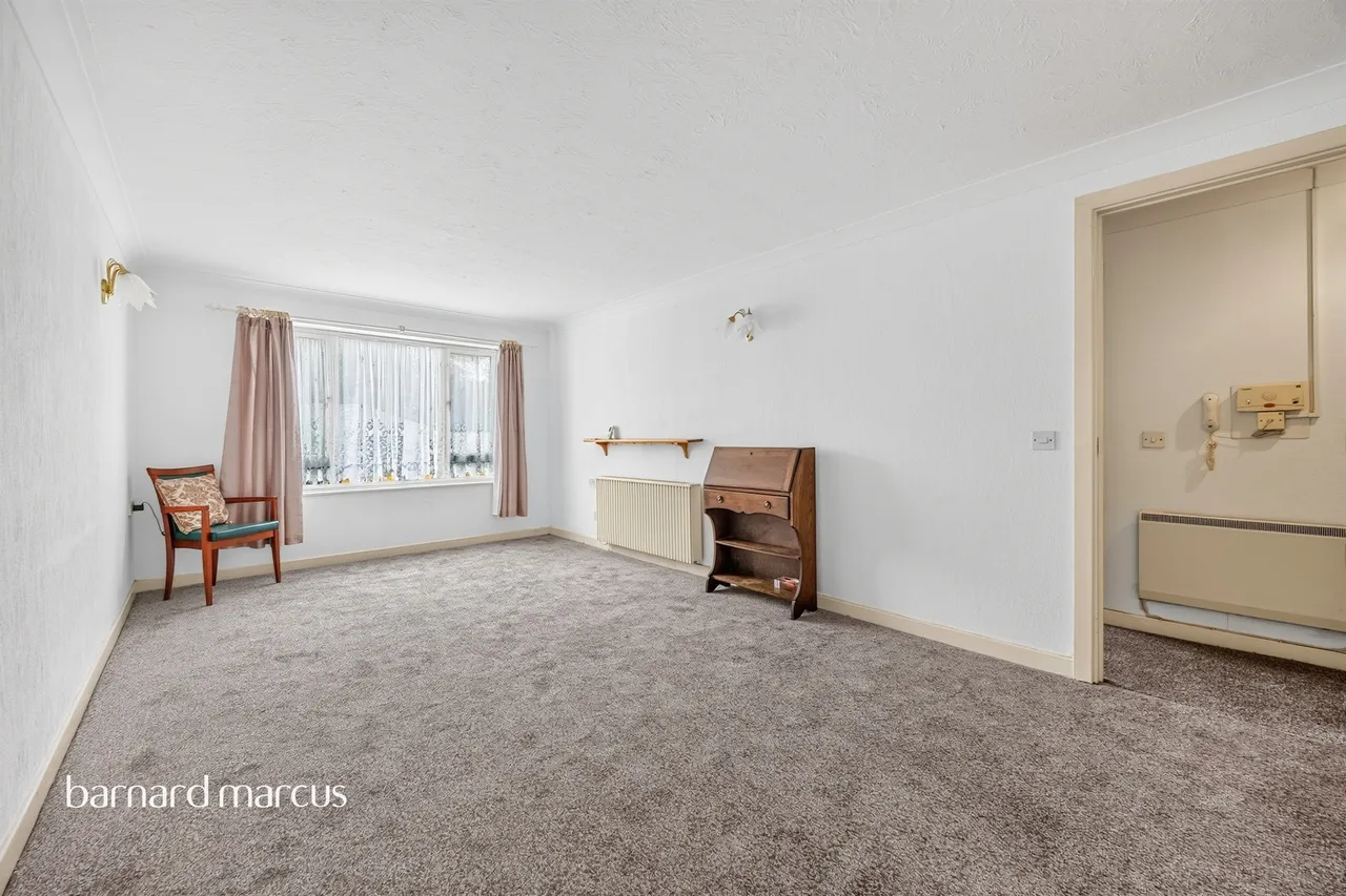 Brighton Road, South Croydon, photo 4