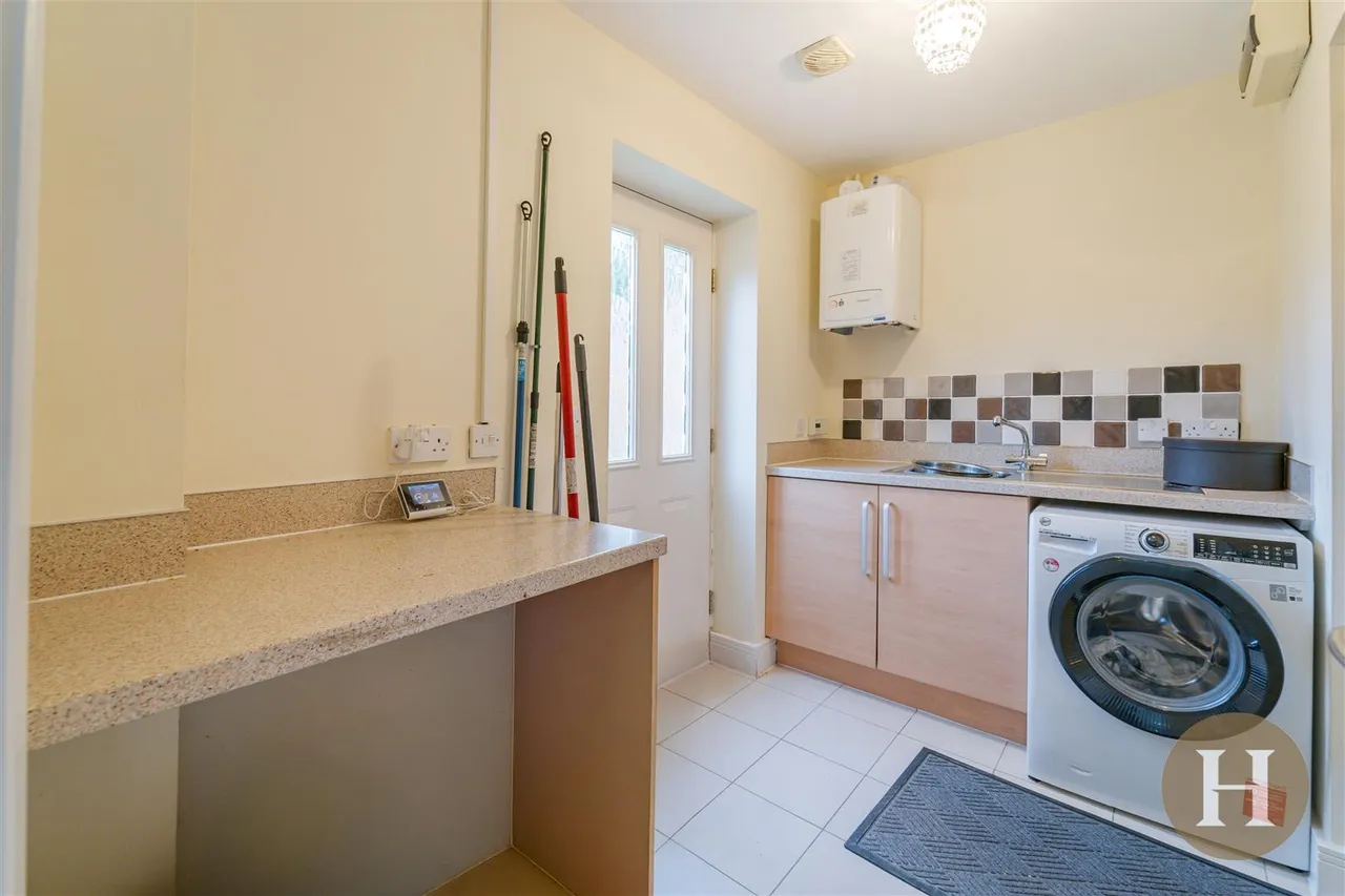 Queens Court, Birmingham, B32, photo 12