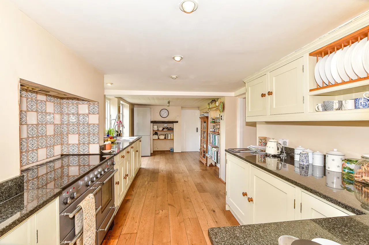 Old Forge Lane, Horney Common, TN22, photo 2