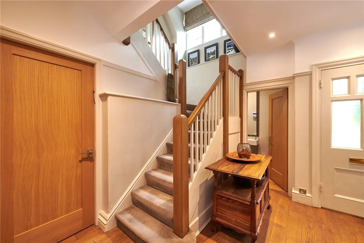 Wainwright Road, Altrincham, WA14, photo 2