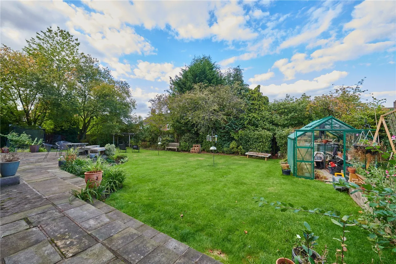 Wainwright Road, Altrincham, WA14, photo 17