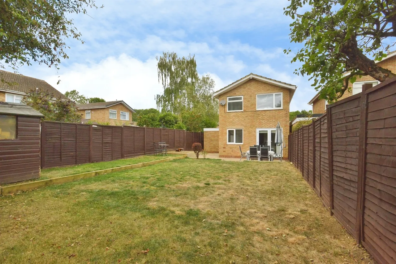 Blackdown, Fullers Slade, MK11, photo 18