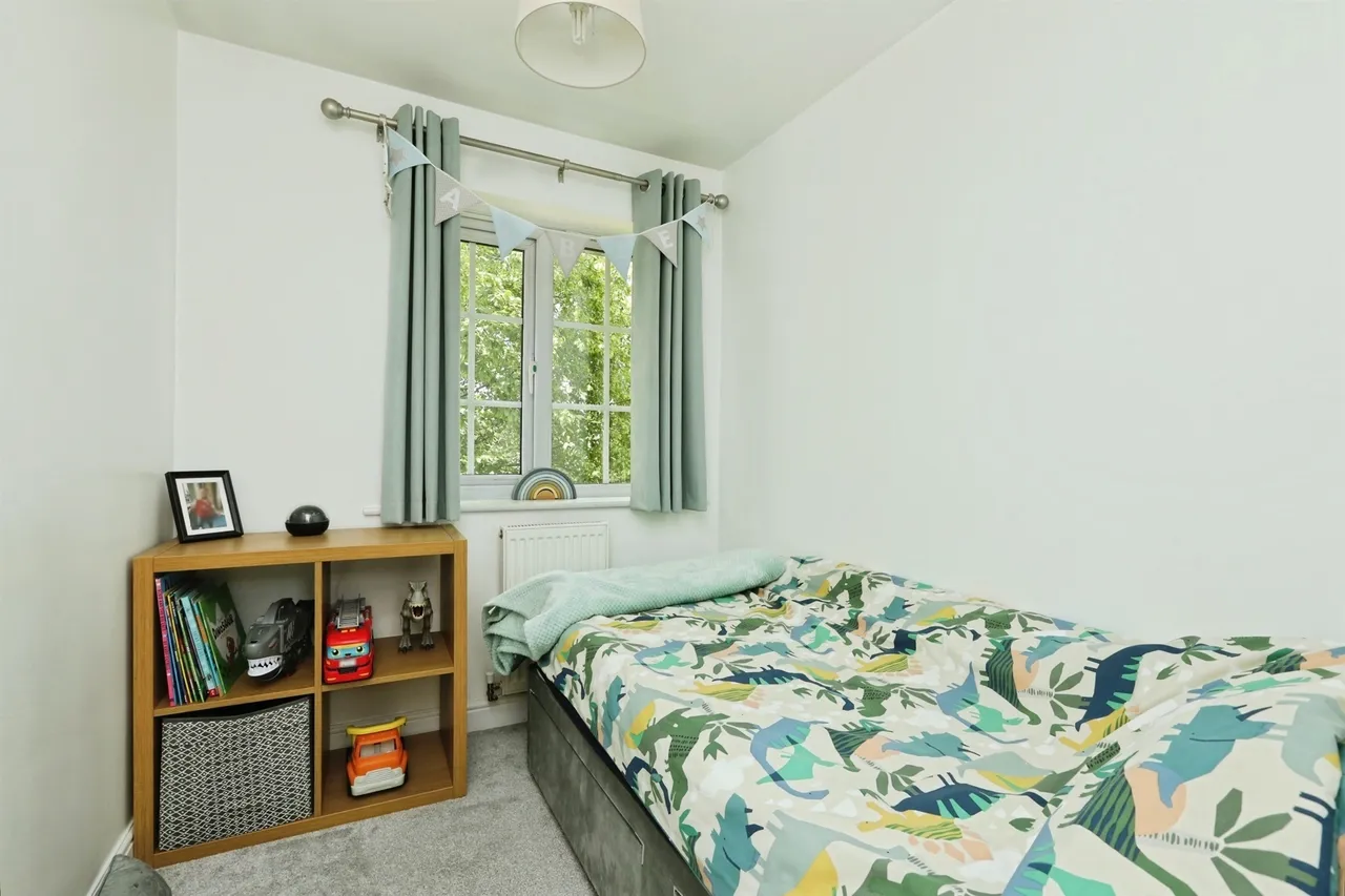Sunflower Gardens, Bessacarr, Doncaster, photo 11