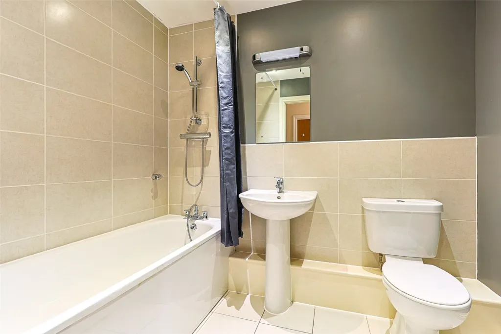 Salk Close, Colindale, NW9, photo 8