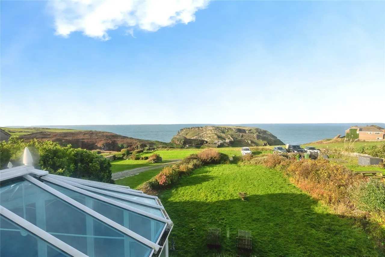 Castle View, Tintagel, PL34, photo 2