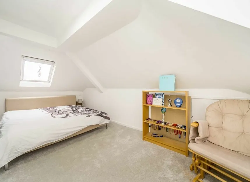 Vaughan Avenue, Hendon, NW4, photo 12
